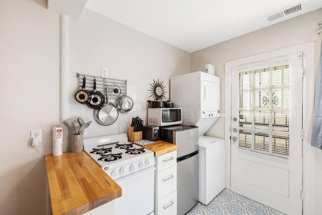 70s Boho Near Zoo & Liberty Bowl! Memphis