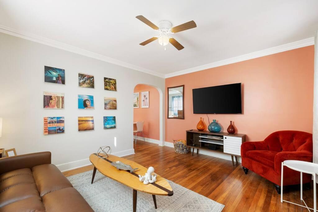 Apartment 70s Boho Near Zoo & Liberty Bowl!